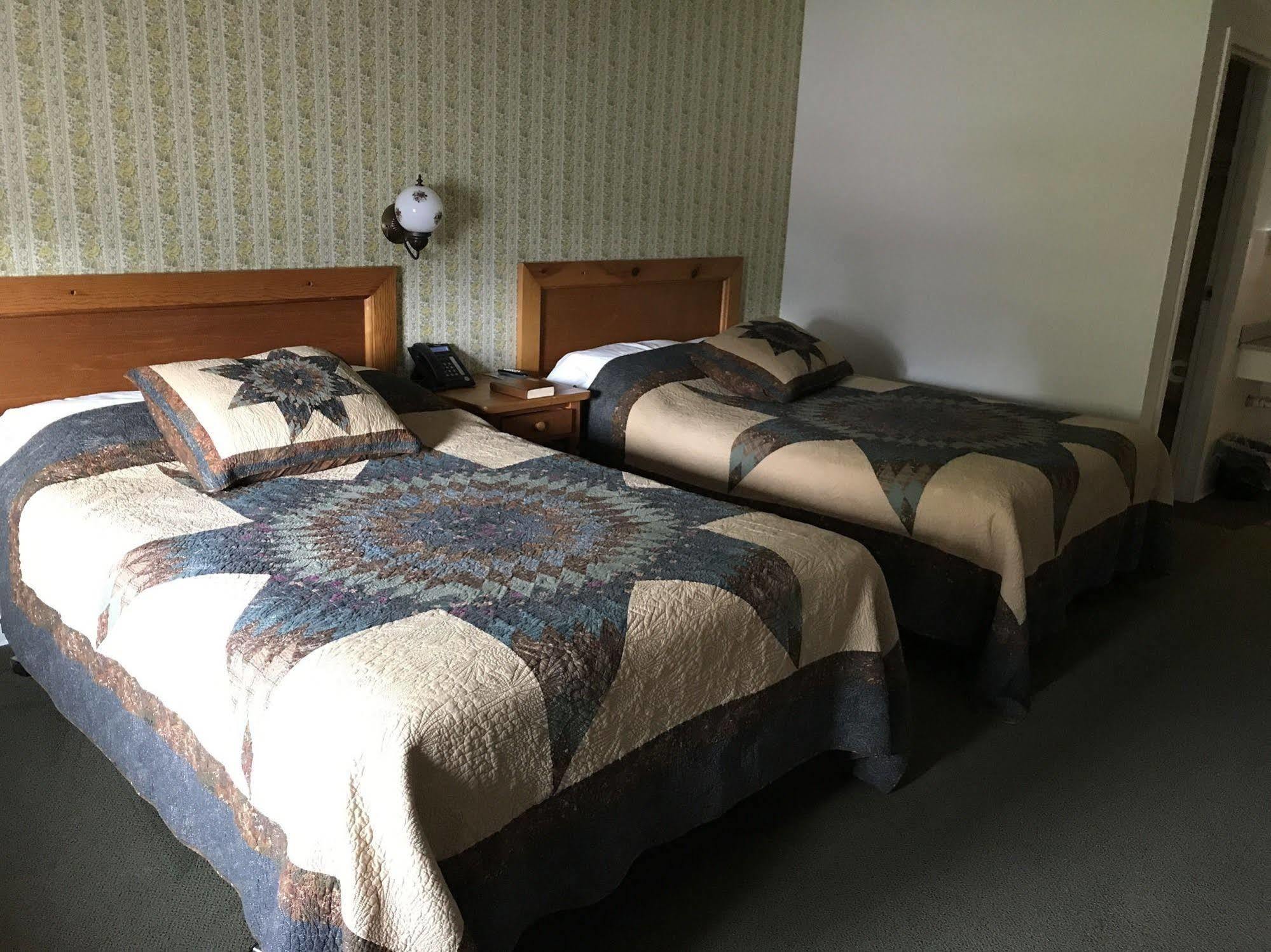 Casselman Inn Grantsville 외부 사진